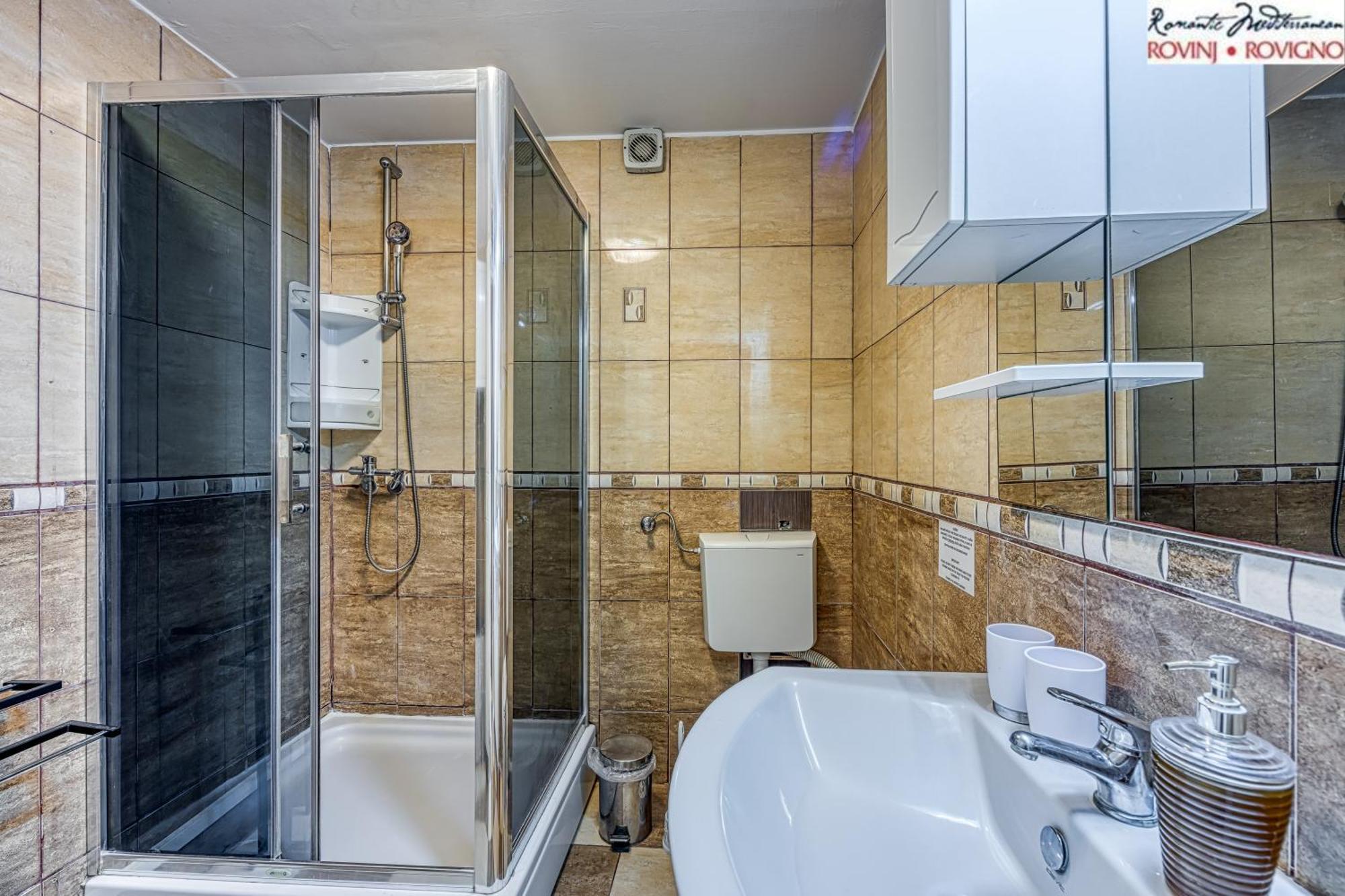 Studio Tommy Rovinj Buitenkant foto